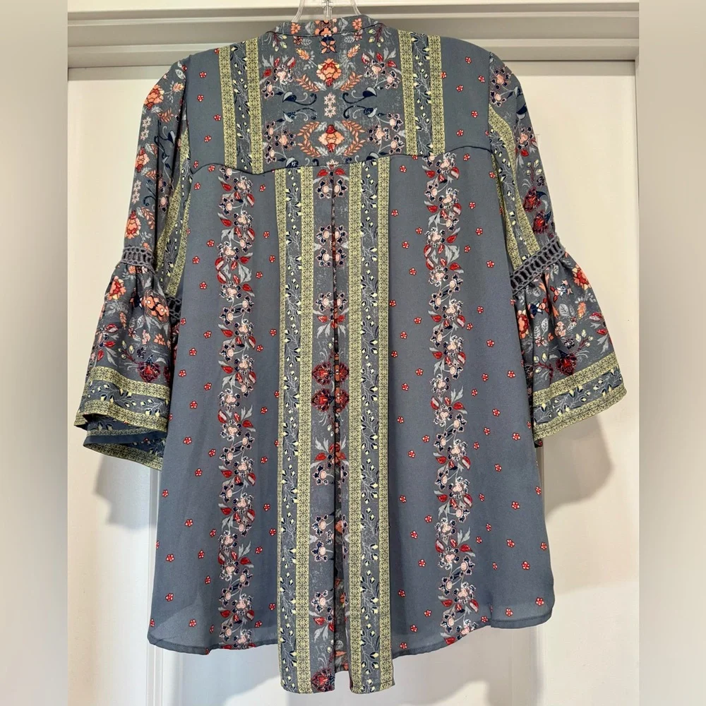 Knox Rose Women’s Boho Gray Multicolor Floral Peasant Top Size S - Picture 2 of 7